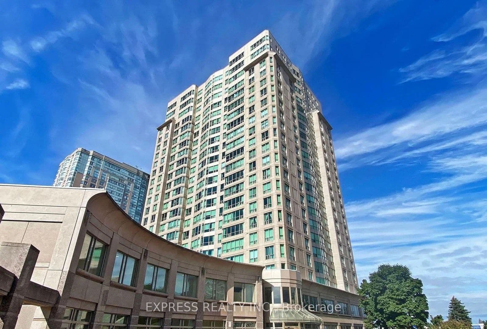 #1110 18 Lee Centre Drive