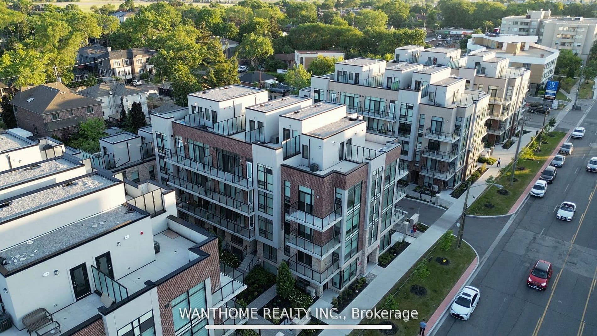 #15 861 Sheppard Avenue