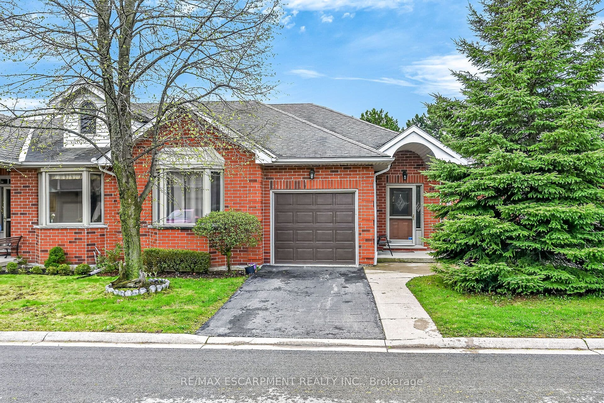 59 Riveroaks Drive