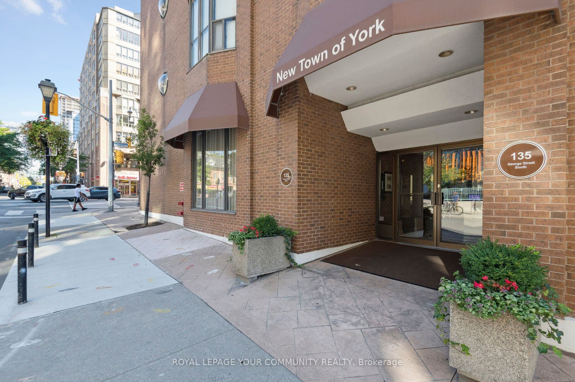 #603 135 George Street