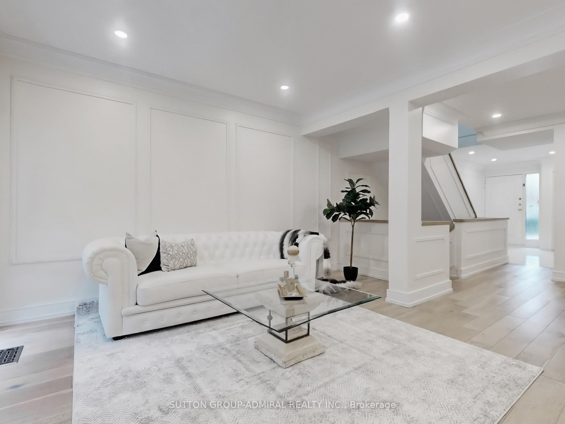 #2 296 Torresdale Avenue