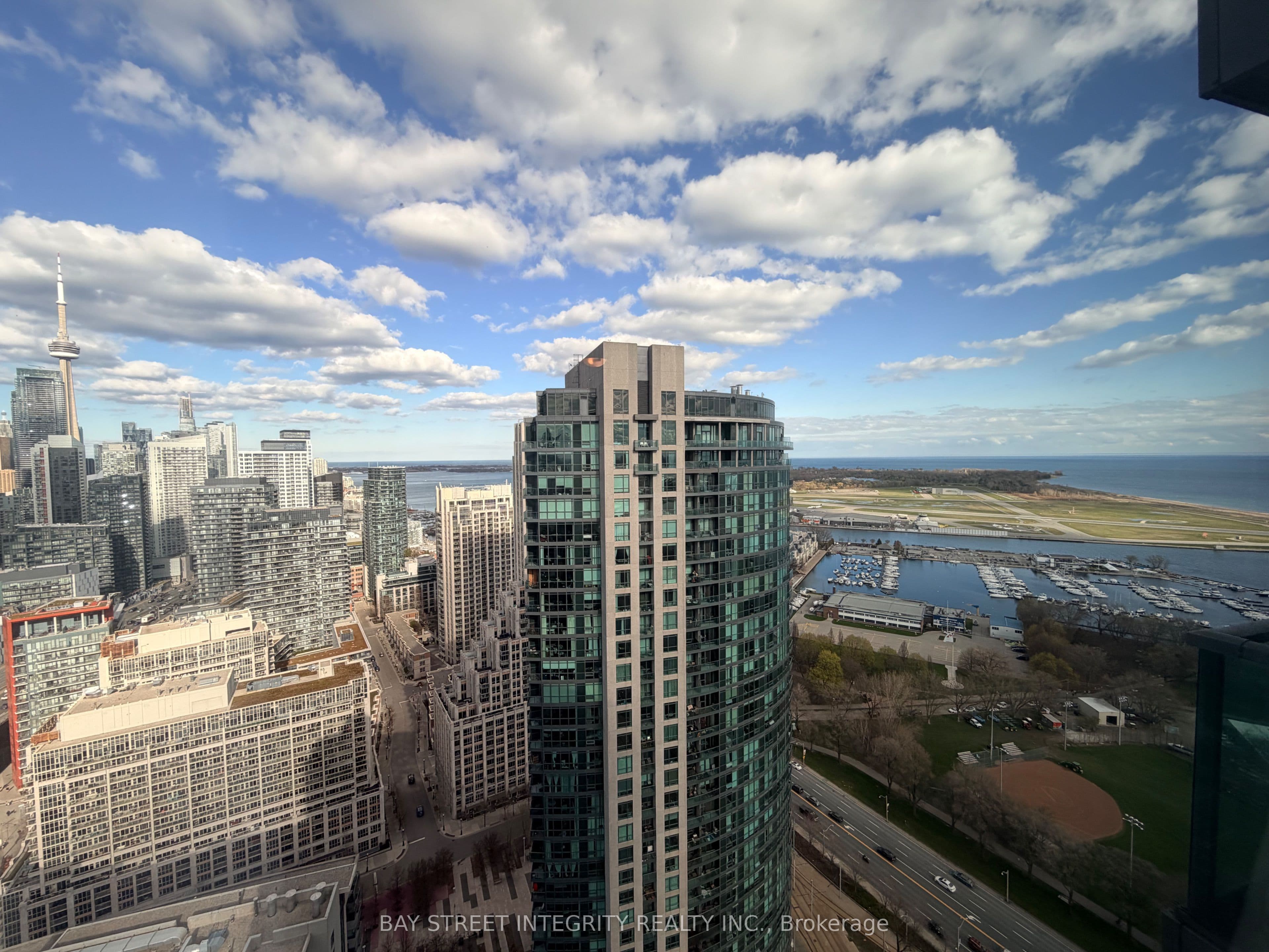 #LPH03 219 Fort York Boulevard - Photo 1