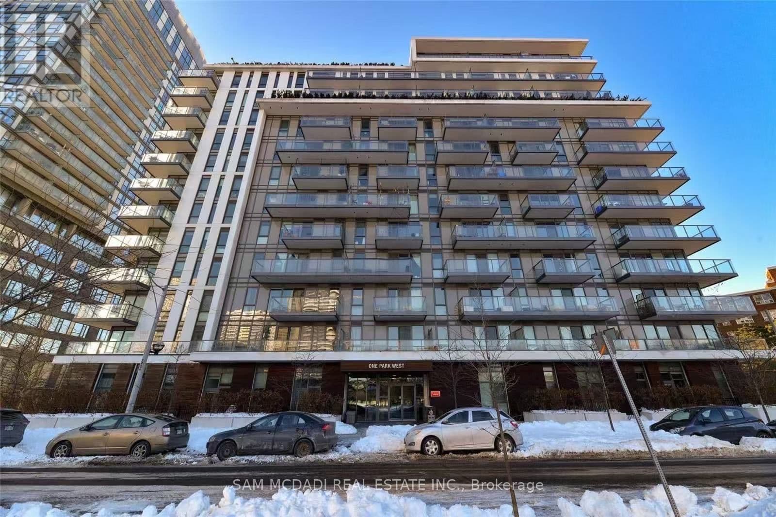 #909 260 Sackville Street - Photo 1