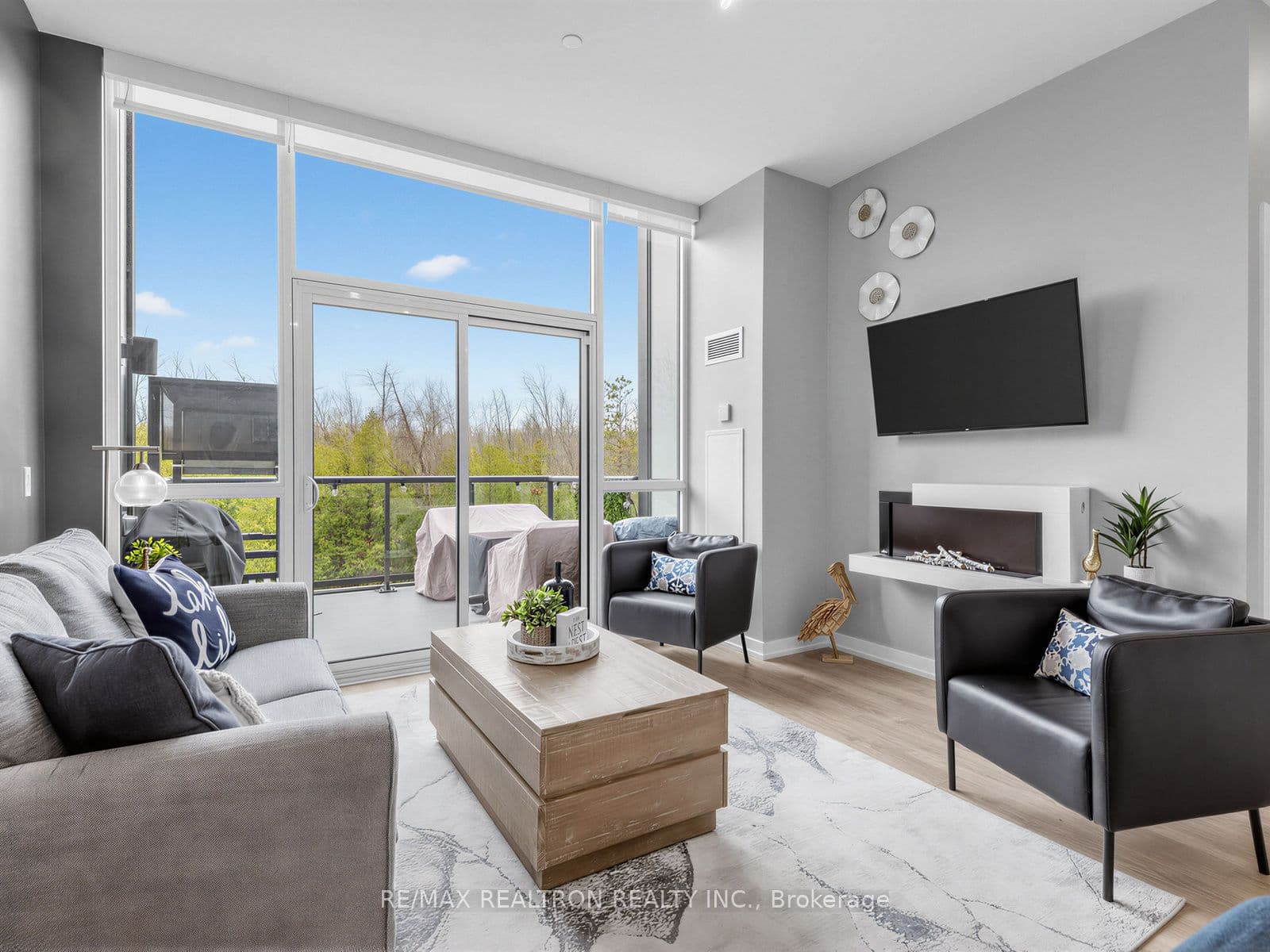#438 415 Sea Ray Ave Avenue - Photo 1