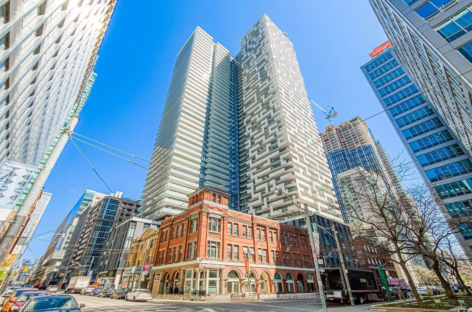 #2413 25 Richmond Street
