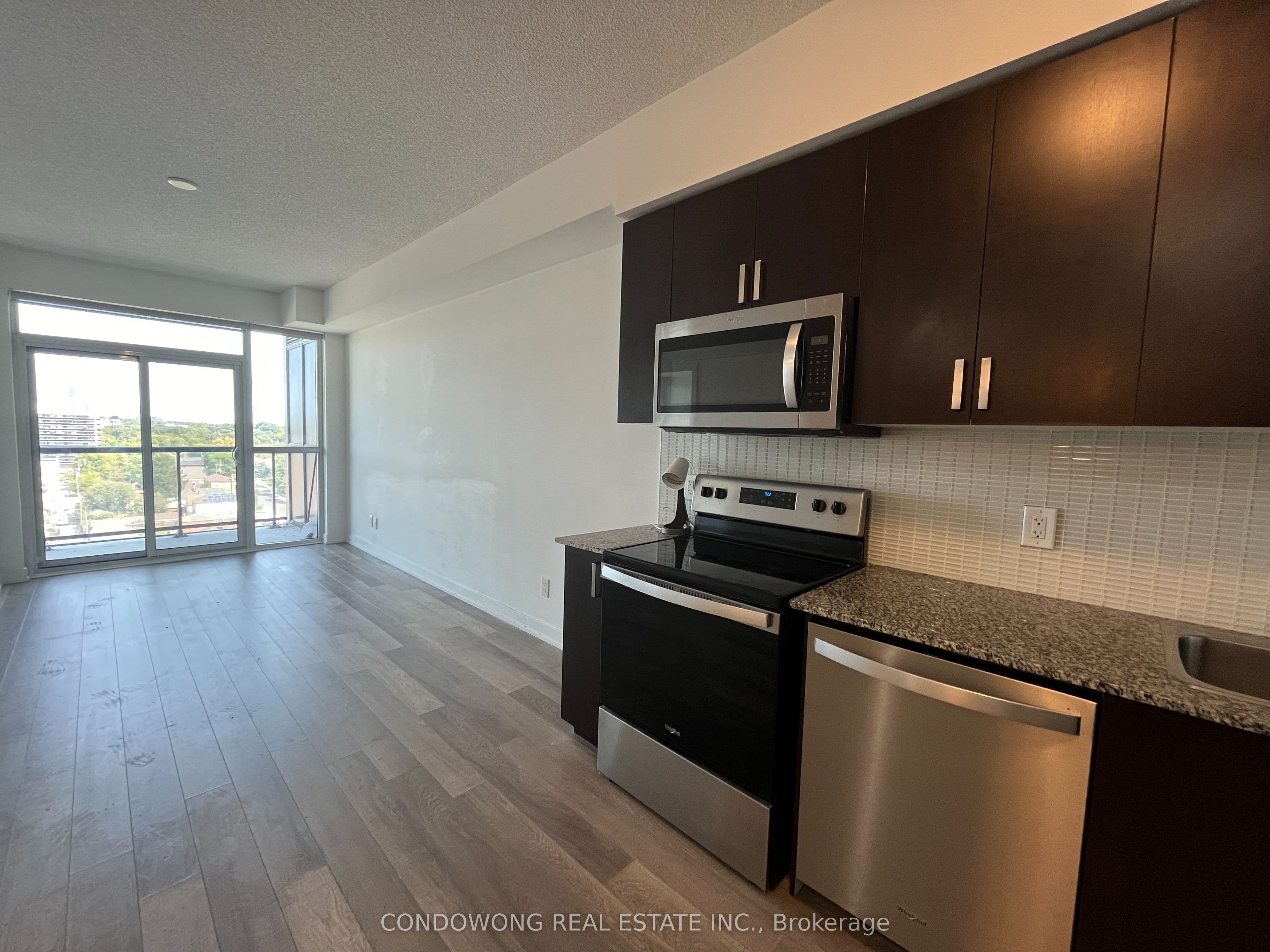 #902 1603 Eglinton Avenue