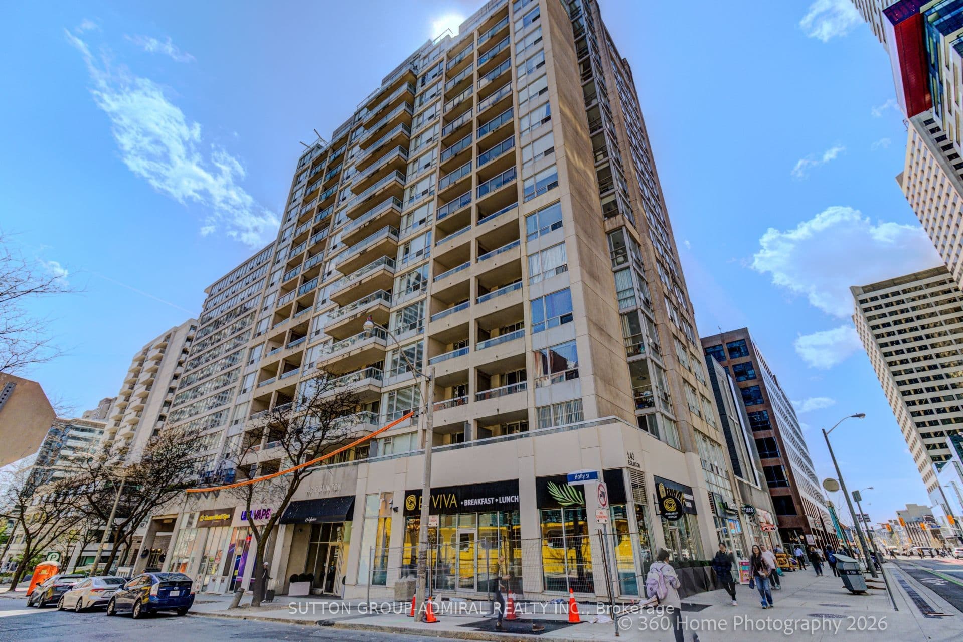 #501 43 Eglinton Avenue