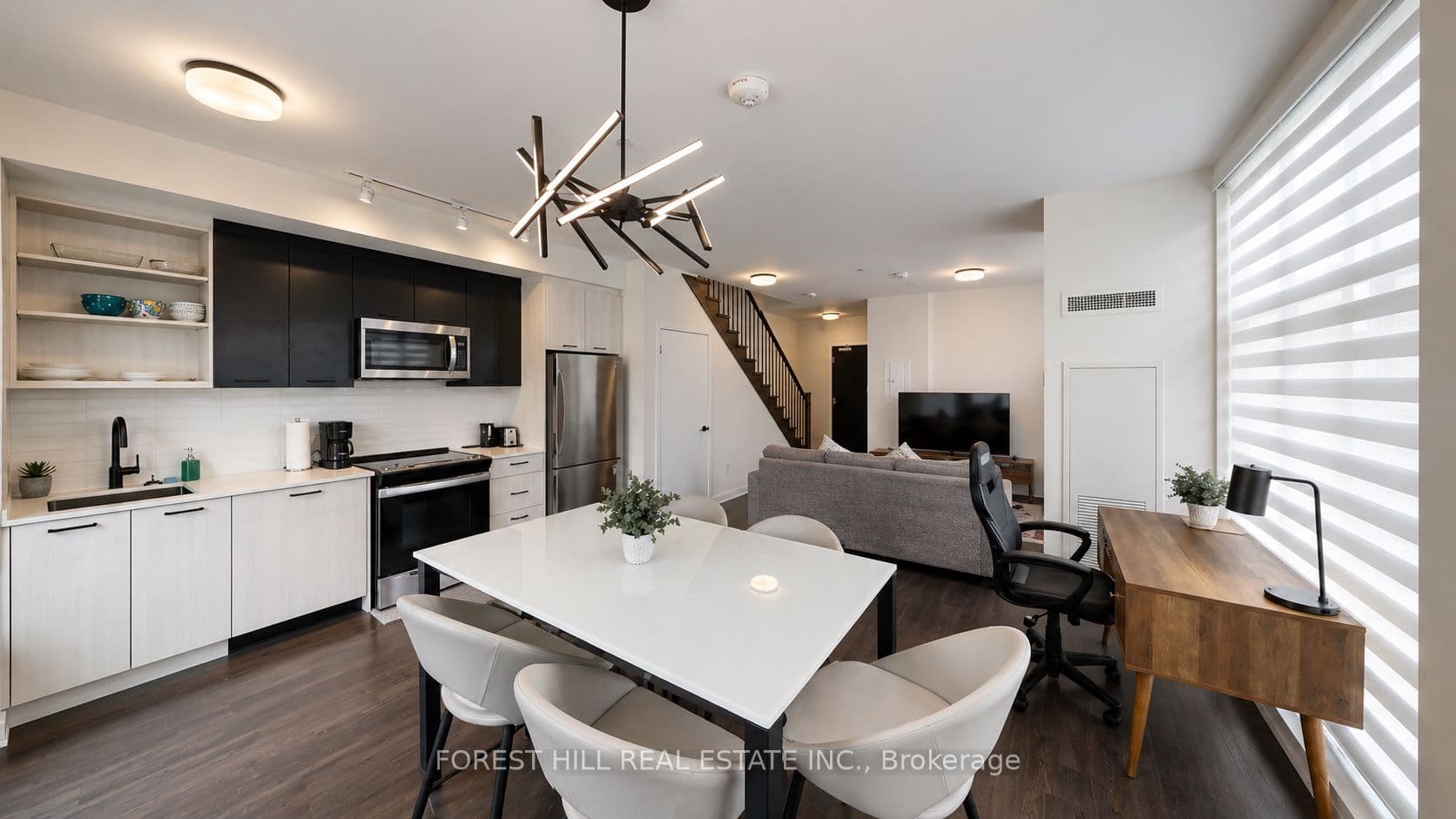 #104 16 Symes Road