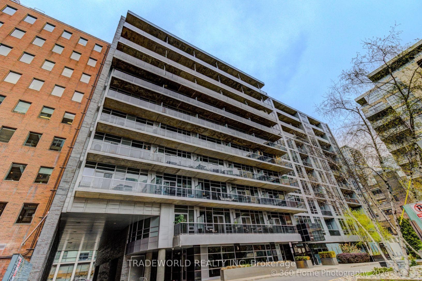 #603 399 Adelaide Street - Photo 1