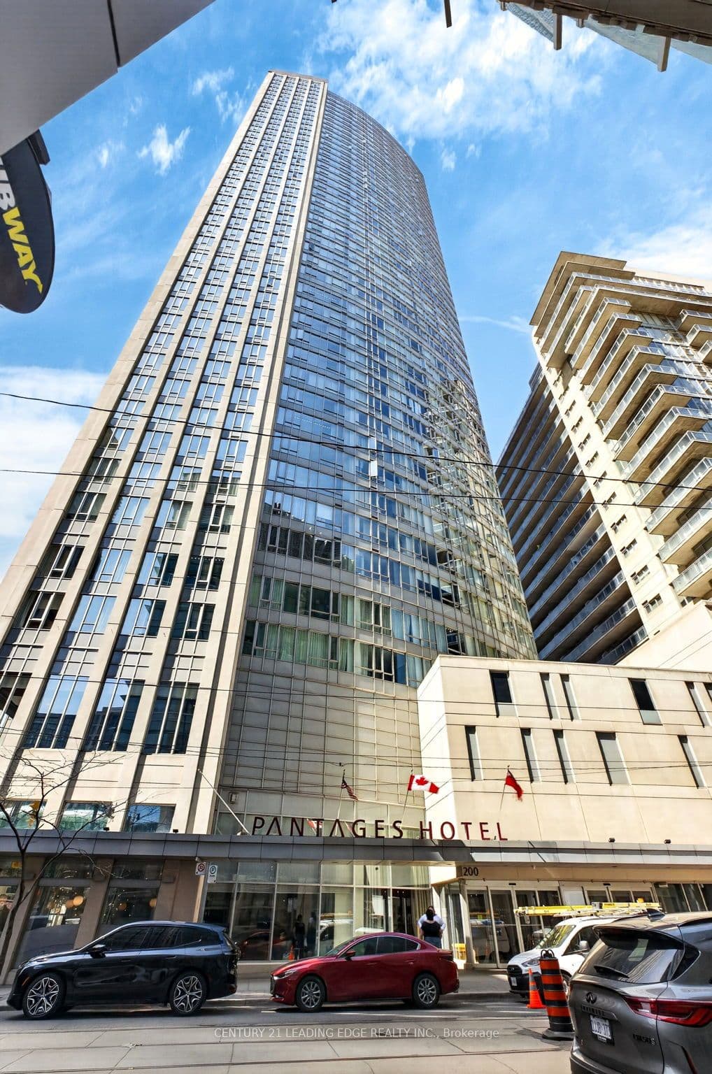 #1214 200 Victoria Street
